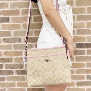 Coach messenger bag light khaki pink